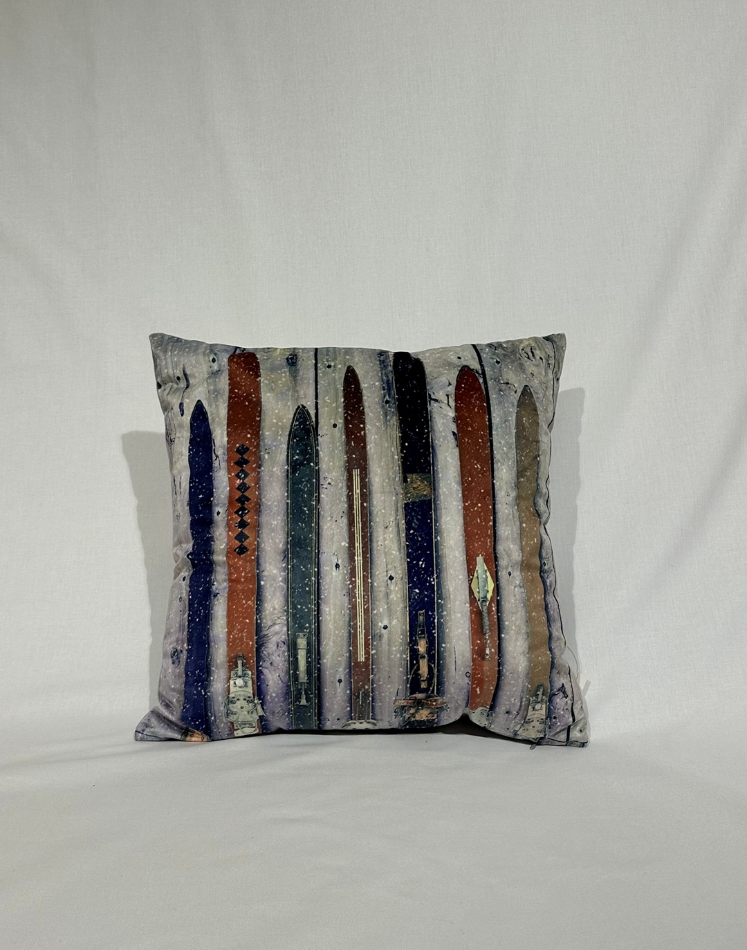 Bettenring Dekokissen Retro Ski - 45x45cm - Fb. Bunt